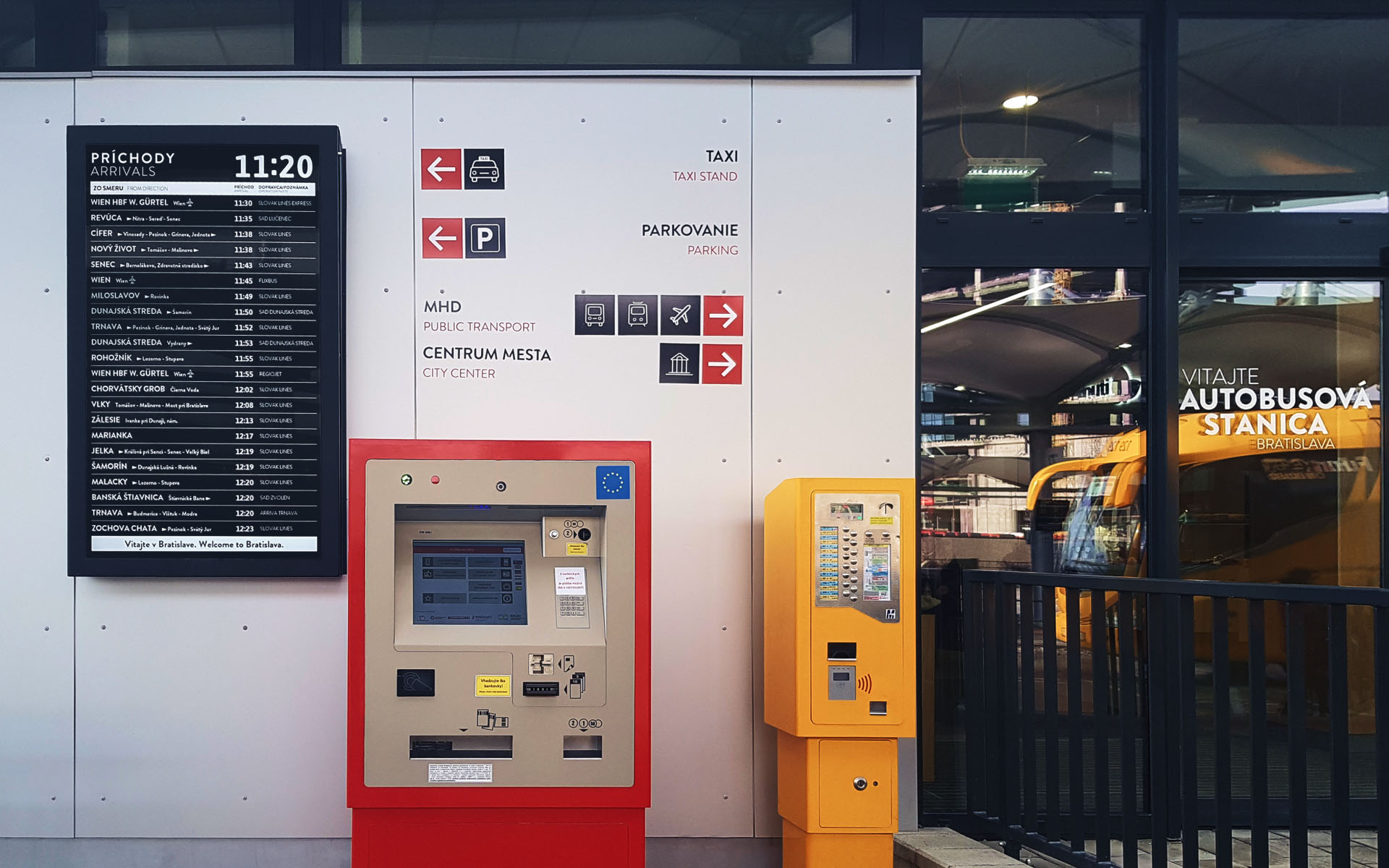 Dočasná autobusová stanica Nivy